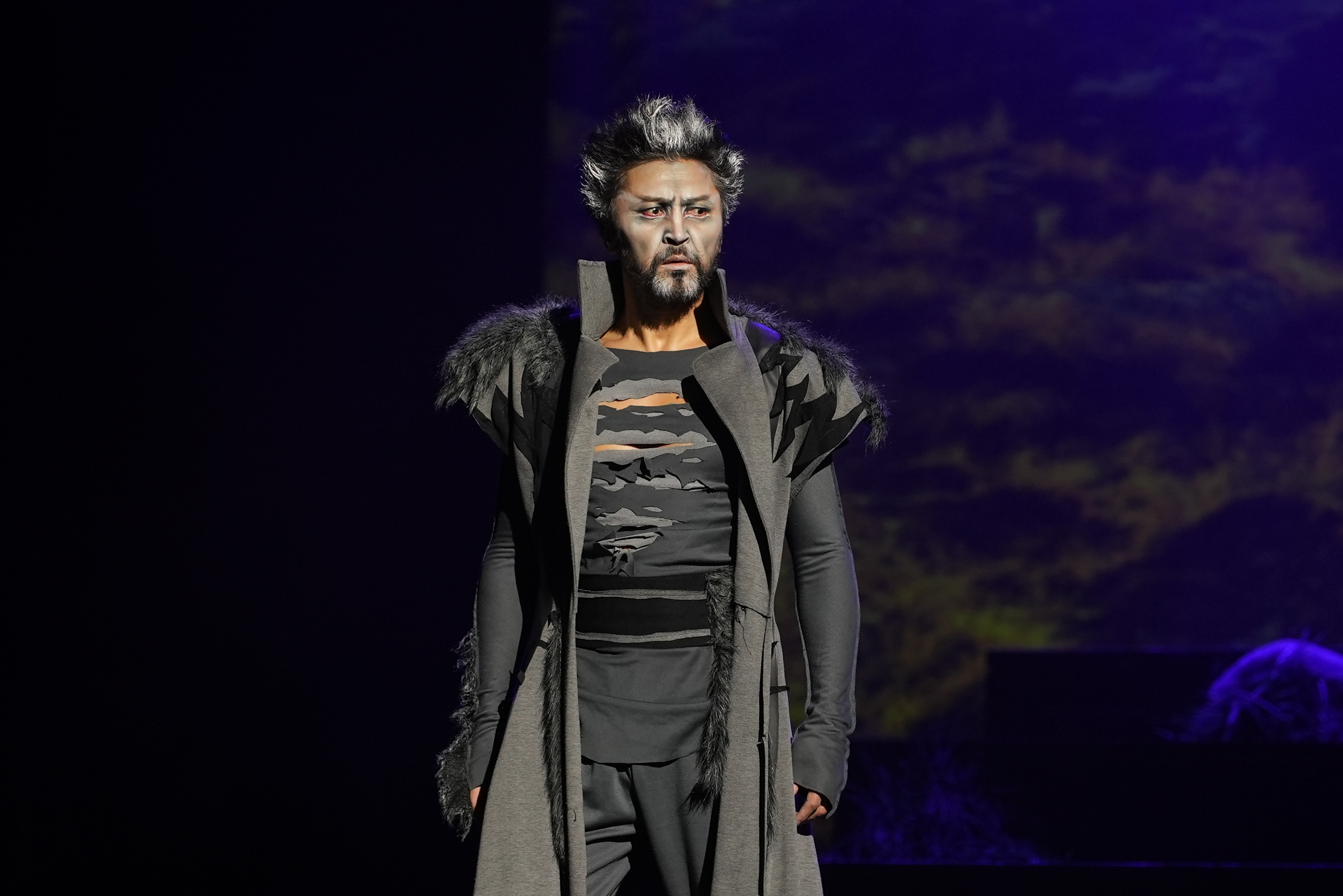 Бир кем дуние