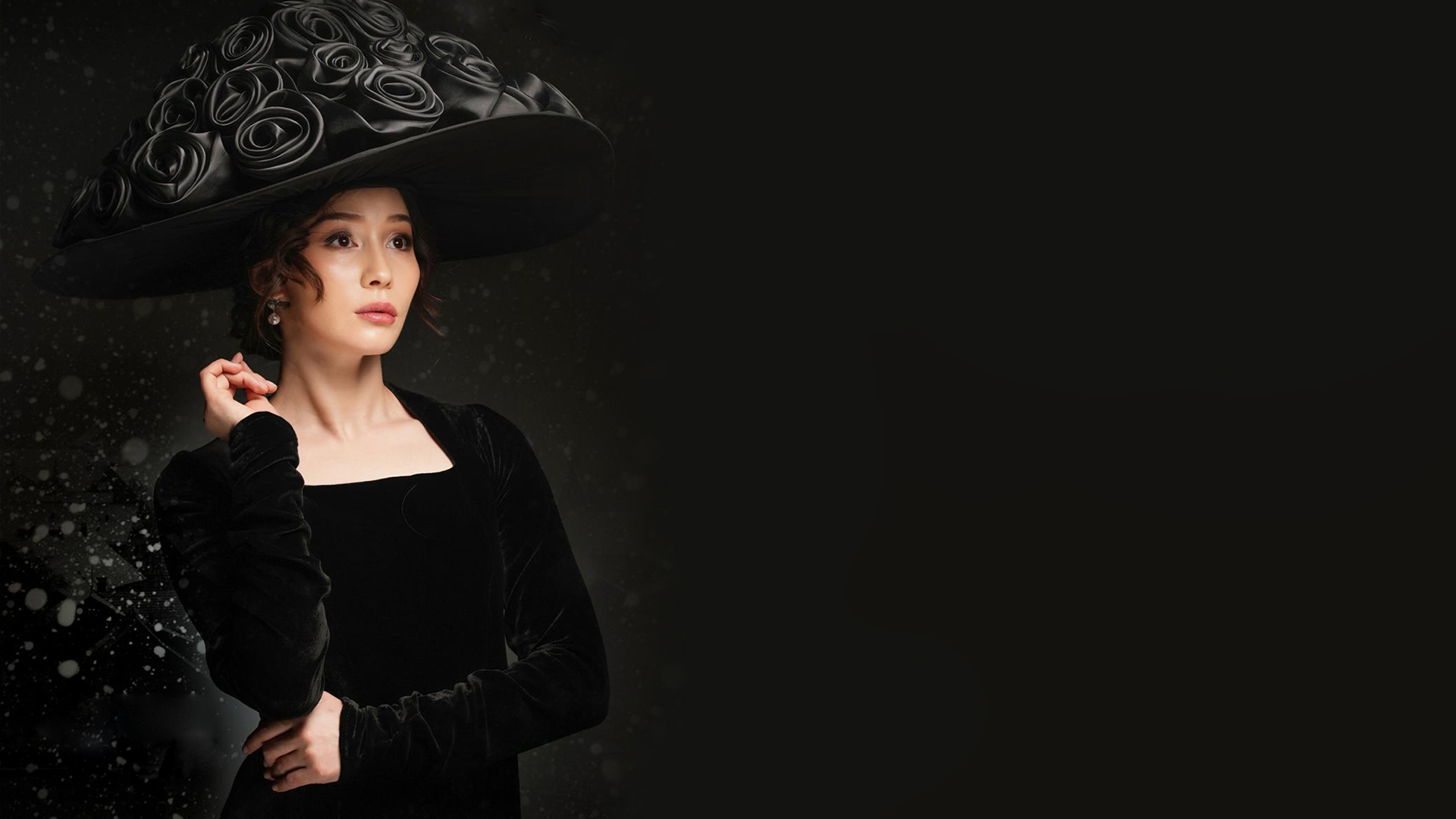 “ANNA KARENINA. PAGES OF THE NOVEL”